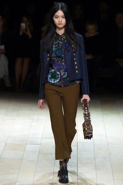 Look 122